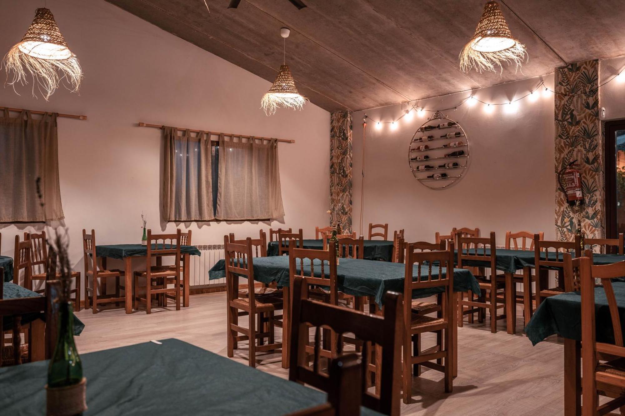 Slow Life Camping Venta Del Moro ภายนอก รูปภาพ