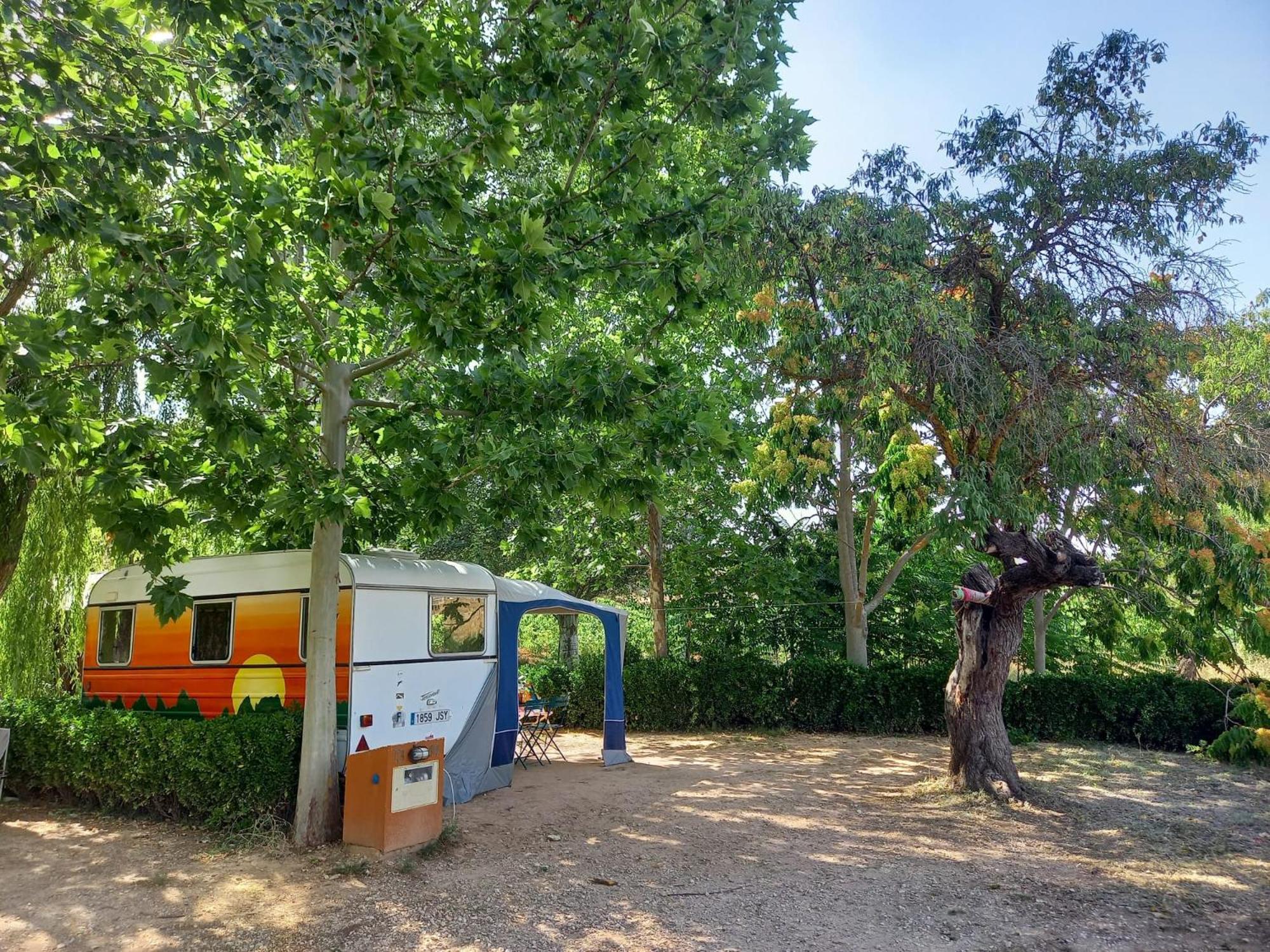Slow Life Camping Venta Del Moro ภายนอก รูปภาพ